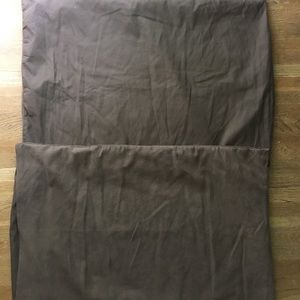 Pair of brown shams